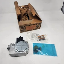 36J24-510  WHITE RODGERS CARRIER EF32CW211 Gas Valve