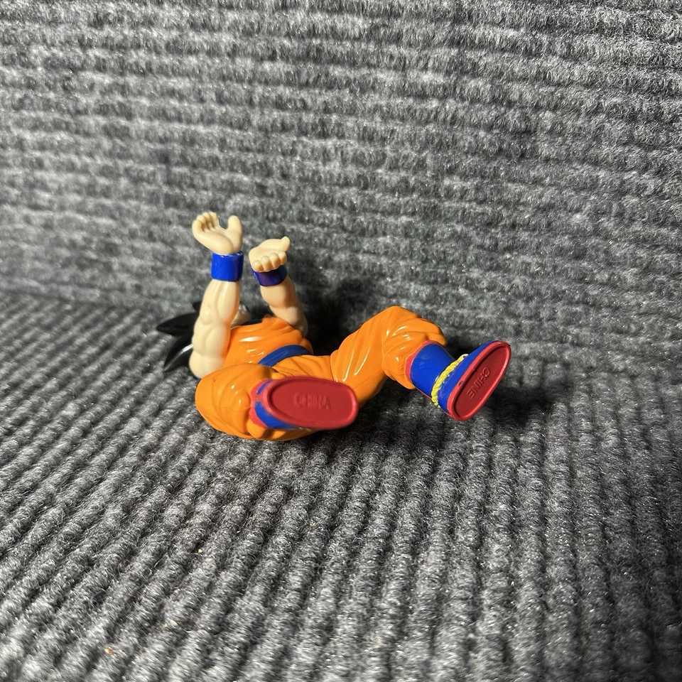 复古 1989 年 Goku Dragon Ball Z 可动人偶罕见收藏品动漫玩具 — 第 4/4 张图片