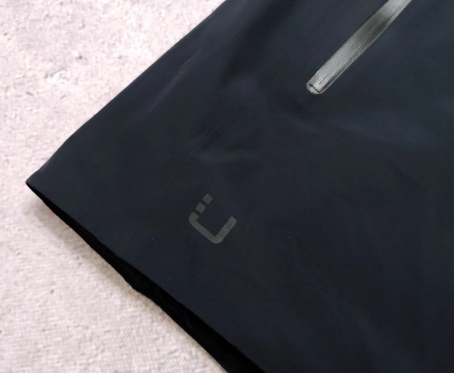 UBR Norway Spectra Insulated Parka Women's Black and Gold Puffer Jacket Mid szL