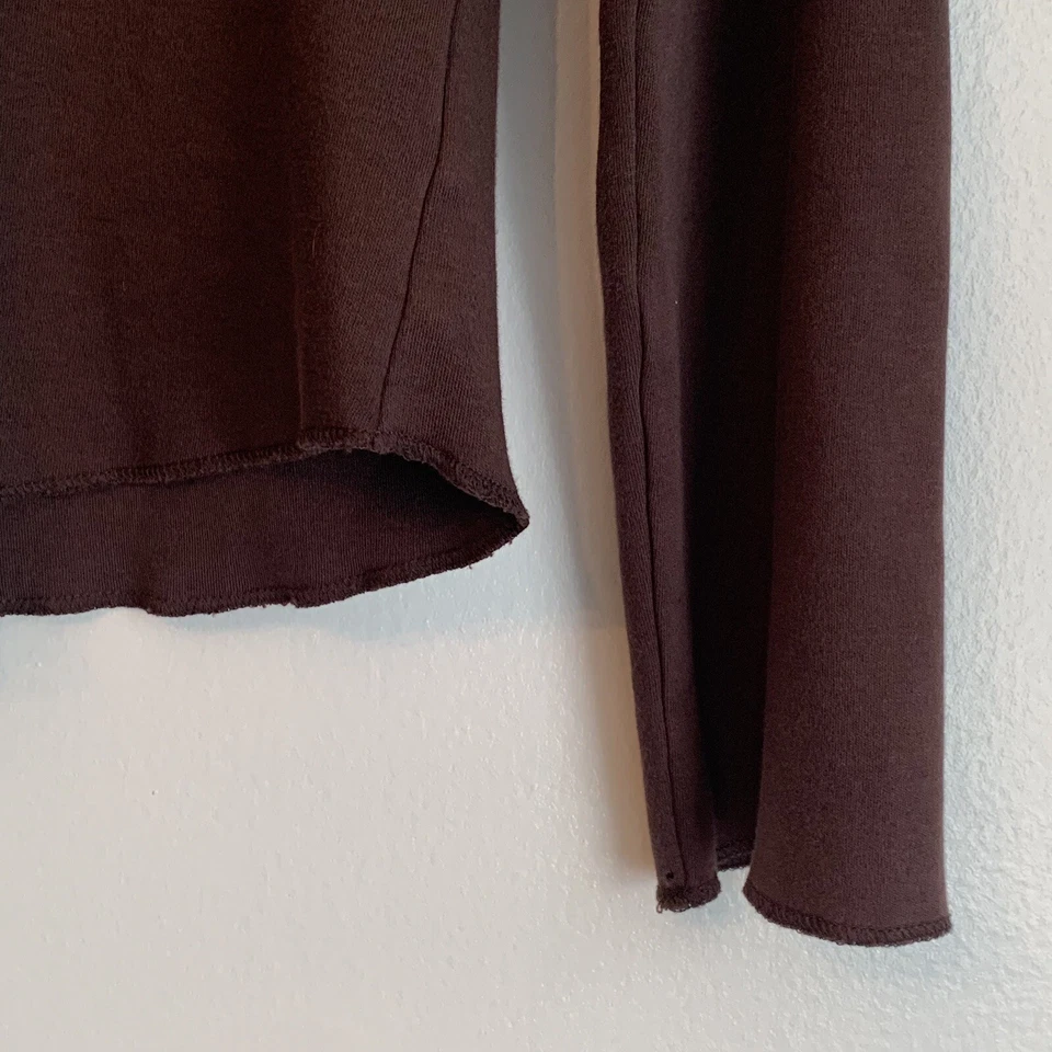 Top de mujer Deane & White talla L marrón LS algodón pima dobladillo crudo minimalista informal Foto 3 de 4