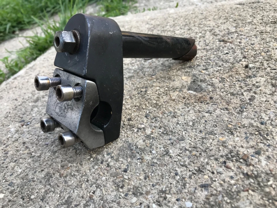 RETRO Mongoose Maurice BMX Stem Quill Silver 1in Top Load - Image 2 of 4