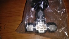 Swagelok SS-1VS8, 1/2" needle valve ,several availiable