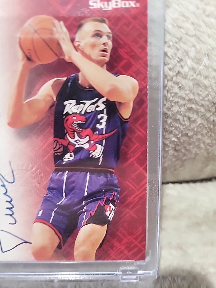 1996-97 Skybox Premium - Autographics Zan Tabak Blue Ink (AU) - Image 3 of 4