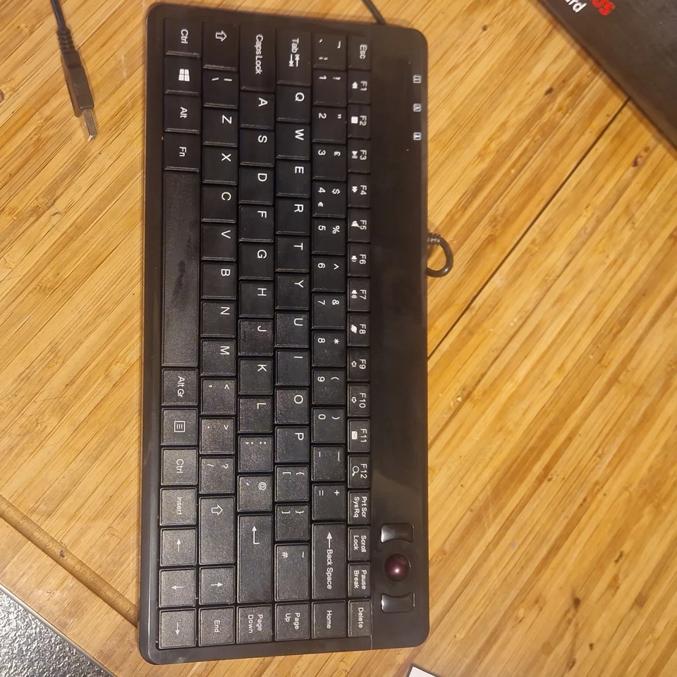 Perixx Periboard 505 Plus Wired Optical Trackball Keyboard USB - Image 2 of 4