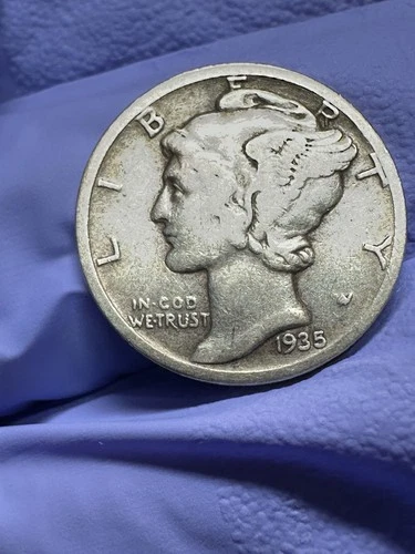 1935-S MERCURY DIME WITH GREAT LUSTER AND SHINE ALMOST PROOF LIKE F049