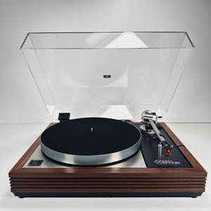Linn Sondek LP12 Plattenspieler mit Ittok LV III Tonarm und Linn K18 Tonabnehmer