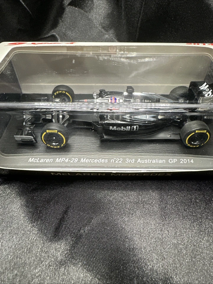Spark S3074 McLaren- Mercedes RARE #22 MP4-29 Australian GP 2014 -Jenson Button - Image 2 of 4