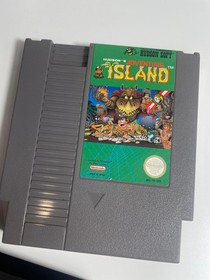 Adventure Island Nintendo NES Authentic Clean Tested w Dust Cover Excellent