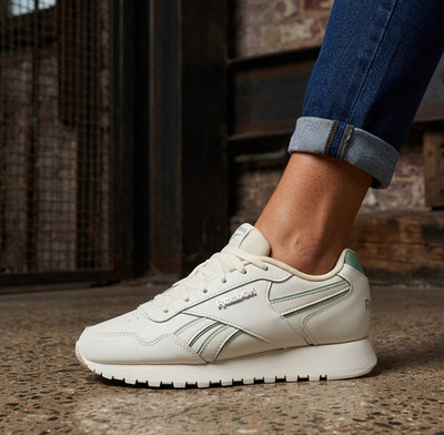 Reebok Classic Leather Damen-Sportschuhe Glide Chalk alle Größen Retro neu im Karton RCGCGW