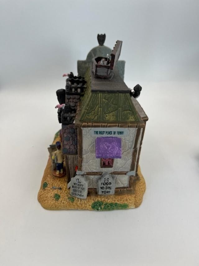Picture 8 of 12