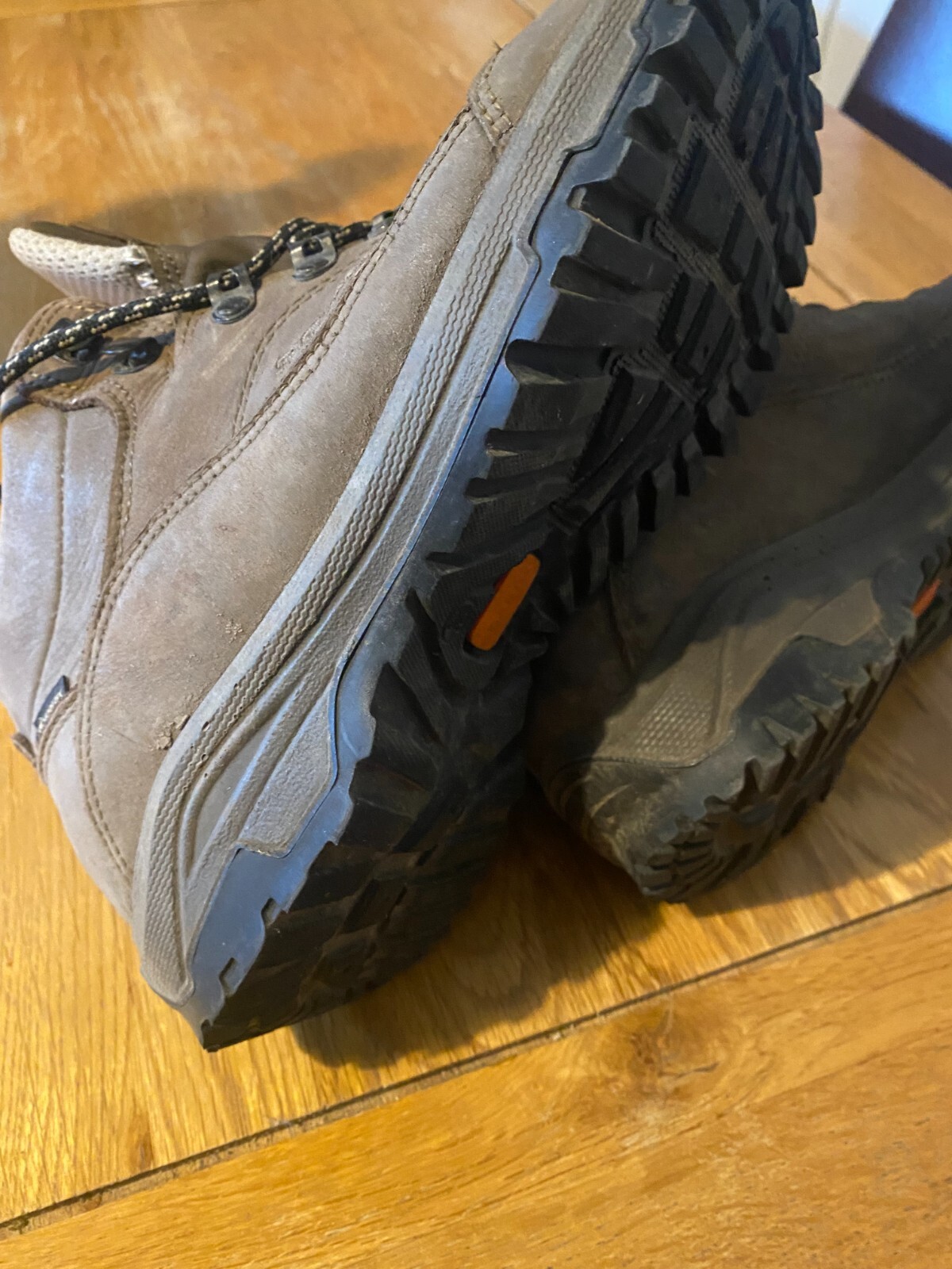 Scarpa Cyrus Mid gore tex womens walking boots size 6. Good condition