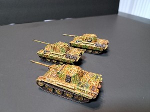 Painted 15mm Flames Of War German PZV Panther tanks(3)