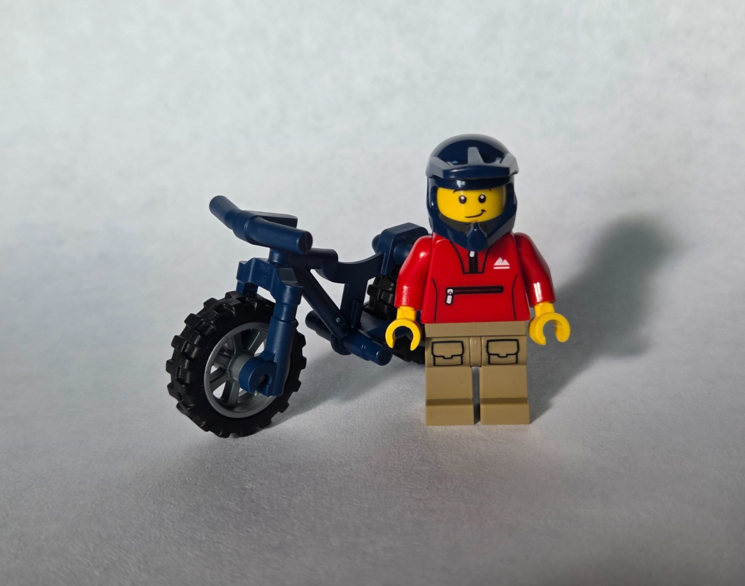 |  Mtb With Rider | Silver Rims