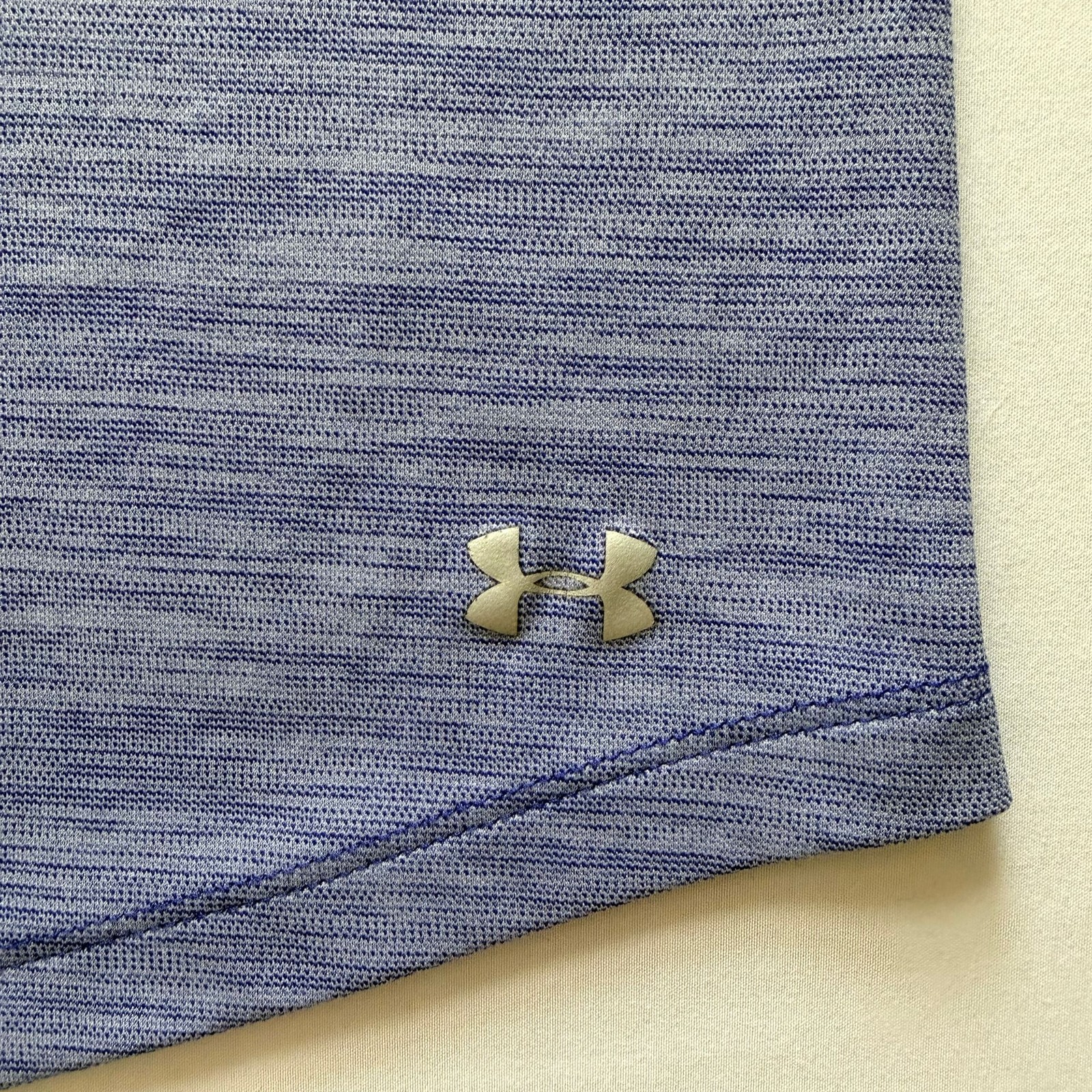 Under Armour Loose Tank Top Womens XS Regatta Heatgear Scoop Neck Active thumbnail 2