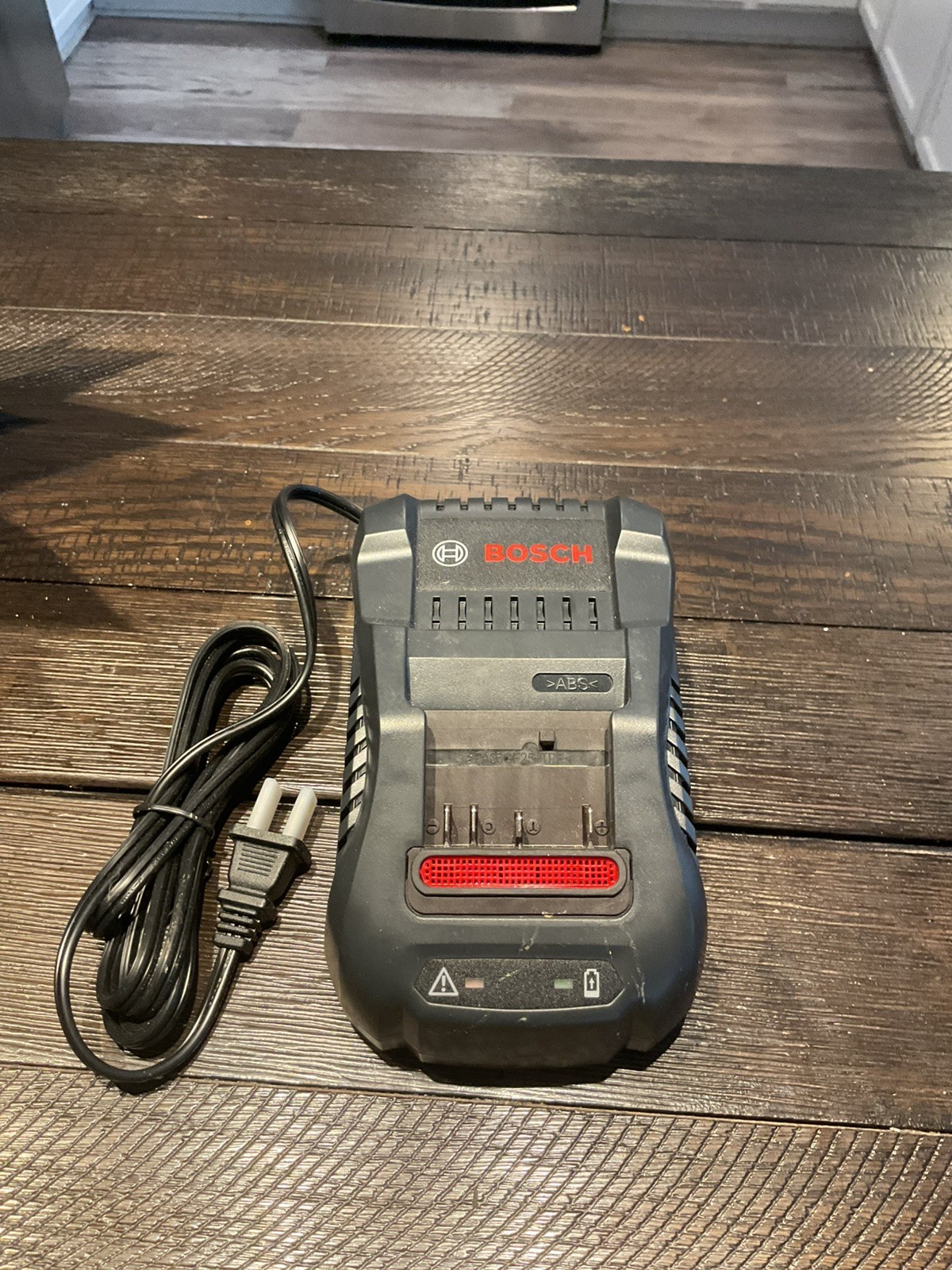 Bosch GAL 1880 CV  14.4-18V 8A For Li-Ion high speed CHARGER for 220V~240V