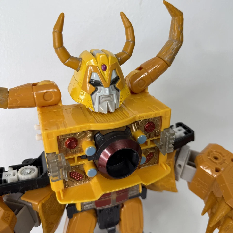 Vintage Transformers Armada Unicron Action Figure 2003 Hasbro Takara Electronic - Image 2 of 4
