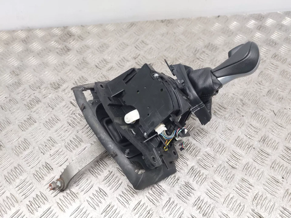 INFINITI Q50 AUTOMATIC GEARSTICK SHIFTER SELECTOR 2016 - Image 2 of 4