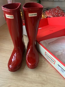red hunter wellies