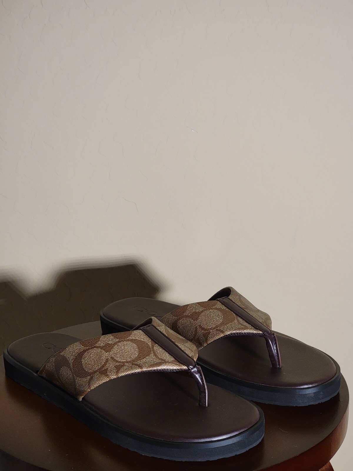 coach flip flop in signature canvas