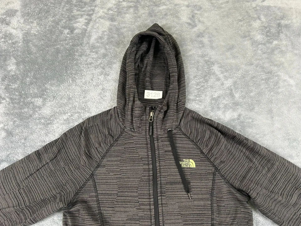 CHAQUETA MUJER THE NORTH FACE GRIS MEDIO A RAYAS POLAR CREMALLERA COMPLETA SUDADERA CON CAPUCHA Foto 2 de 4