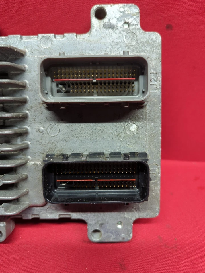 2007 - 2012 Chevrolet Saturn Pontiac Buick - ECM Engine Control Module 12635902 - Image 4 of 4