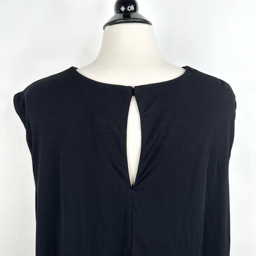 Blusa corta Banana Republic tejida crepé dobladillo burbuja XXL 20 NUEVA CON ETIQUETAS negra lazo cintura - Imagen 7 de 10