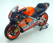 Guiloy escala 1/6 16265 - Honda NSR 500 Repsol YPF Honda Team Alex Criville