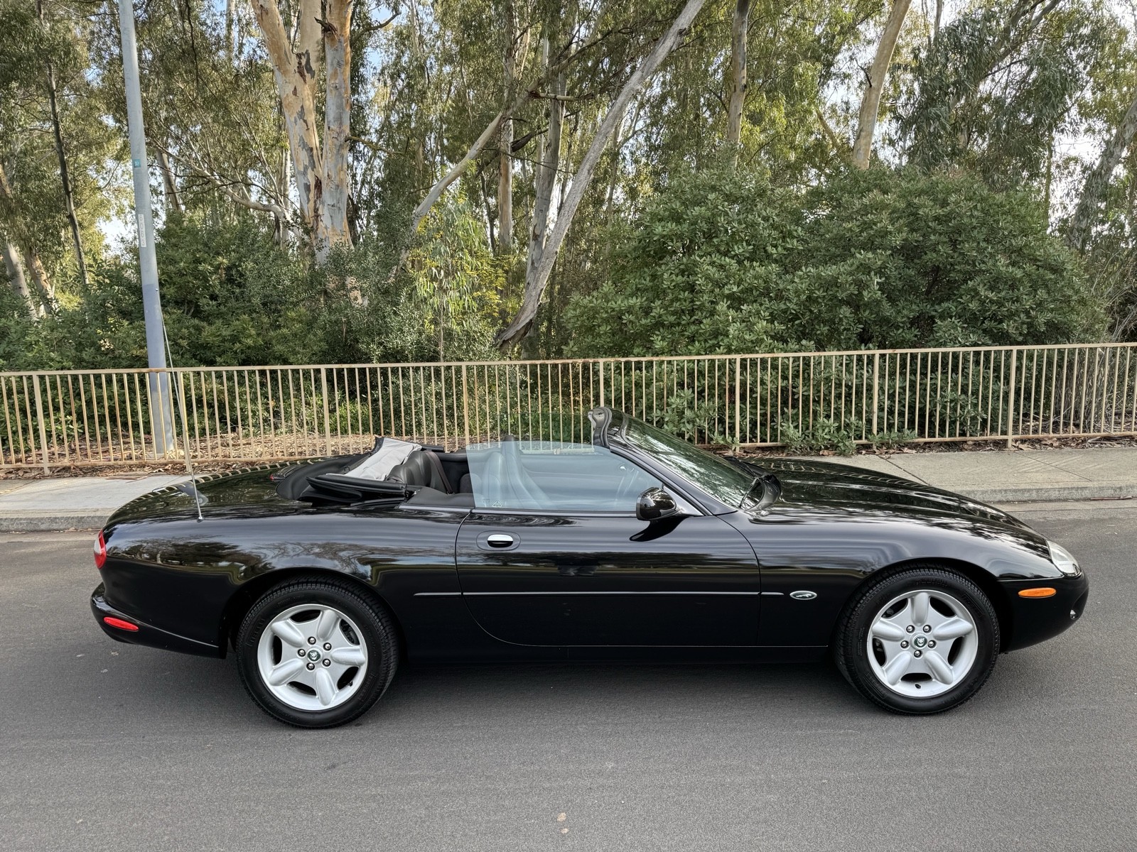1998 Jaguar XK8 for sale in Livermore California