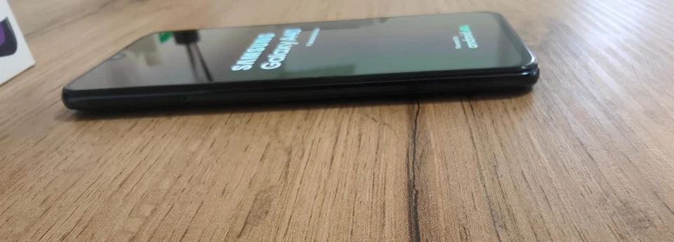 Samsung Galaxy A40 SM-A405FN/DS – 64GB – Black – Ottime Condizioni  Super AMOLED - Immagine 3 di 4