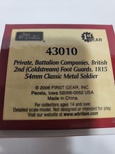 W Britain 43010 Private 2nd Coldstream Foot Guards 1815 54mm