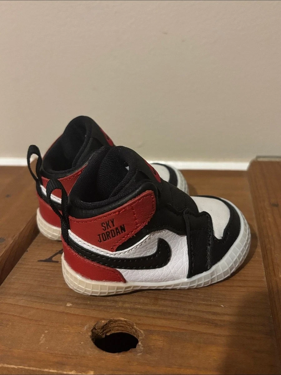 Nike Air Jordan 1 Crib Bootie Black Toe Reimagined Size 1C Infant