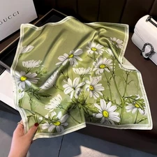 100% Silk Square Scarf Women Neckerchief Kerchief Wrap Tied Green Flowers 53cm