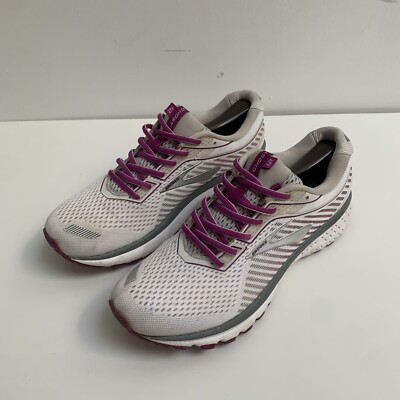 Brooks Womens Size 10 size GHOST 12 Running Shoes Pink White 1203051B186 