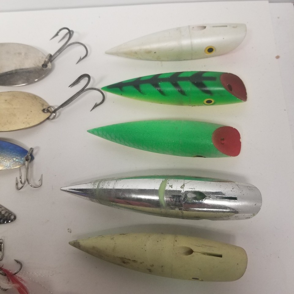 Salmon Fishing J Plug ×13 & Spinner ×16 Fishing Lures & Accessories Lot