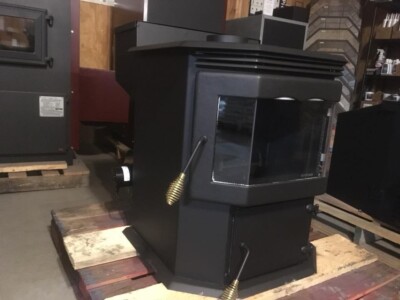 Keystoker Bay Window Auto Feed Stoker Coal Stove 75,000BTU NEW