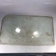 1940-1942 Ford Front Door Widow Glass 01a-7021410 Nos