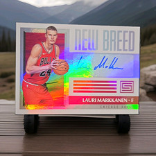 2017-18 Panini Status Basketball Cards 15