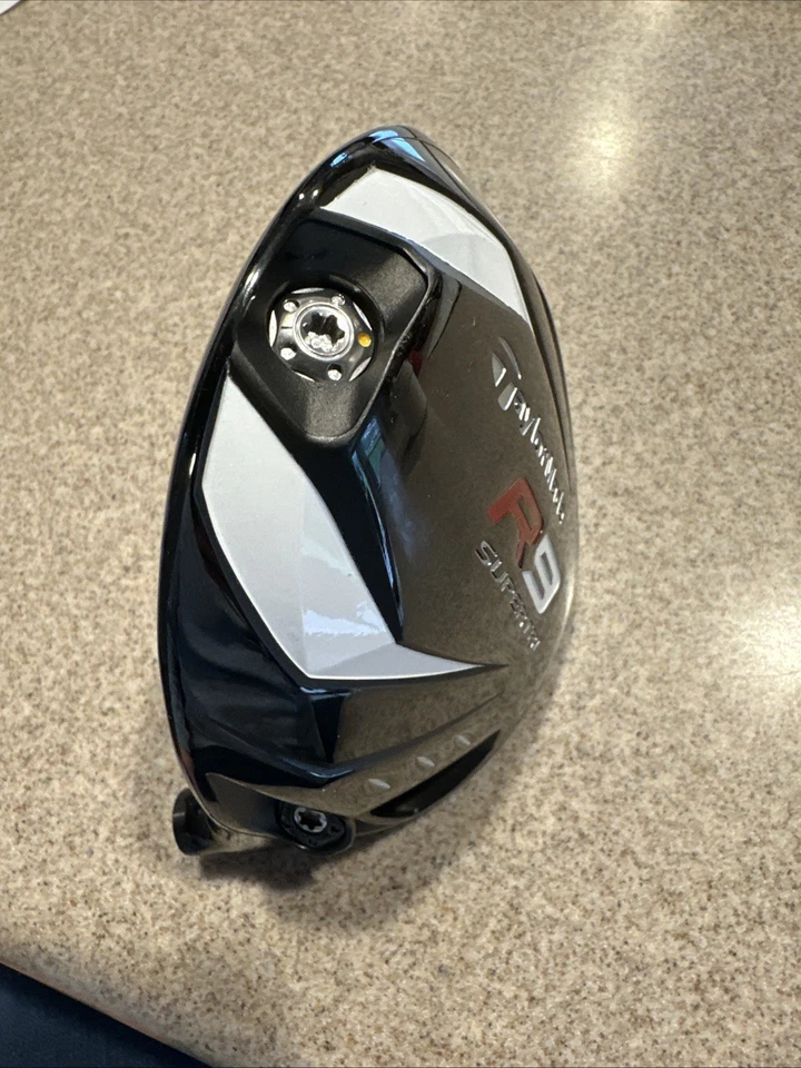 Taylormade R9 Supertri Driver Right Hand 8.5 Degree (Head Only) - Image 4 of 4