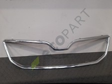 2012-2017 SKODA OCTAVIA Grille FRONT GRILLES