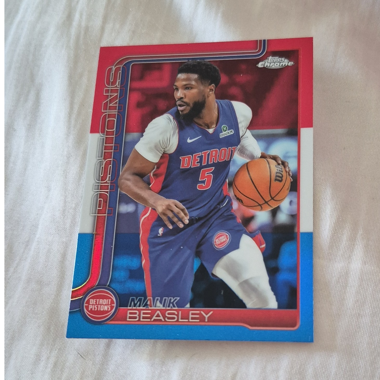 Topps 2025-26 Chrome Malik Beasley Detroit Pistons #36 Basketball Card