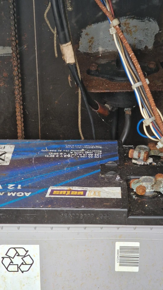 Torpedoboot DDR   Stahlboot 7,4m 2600kg  Wolga Werft  Ohne  3,5to  Trailer - Bild 4 von 4