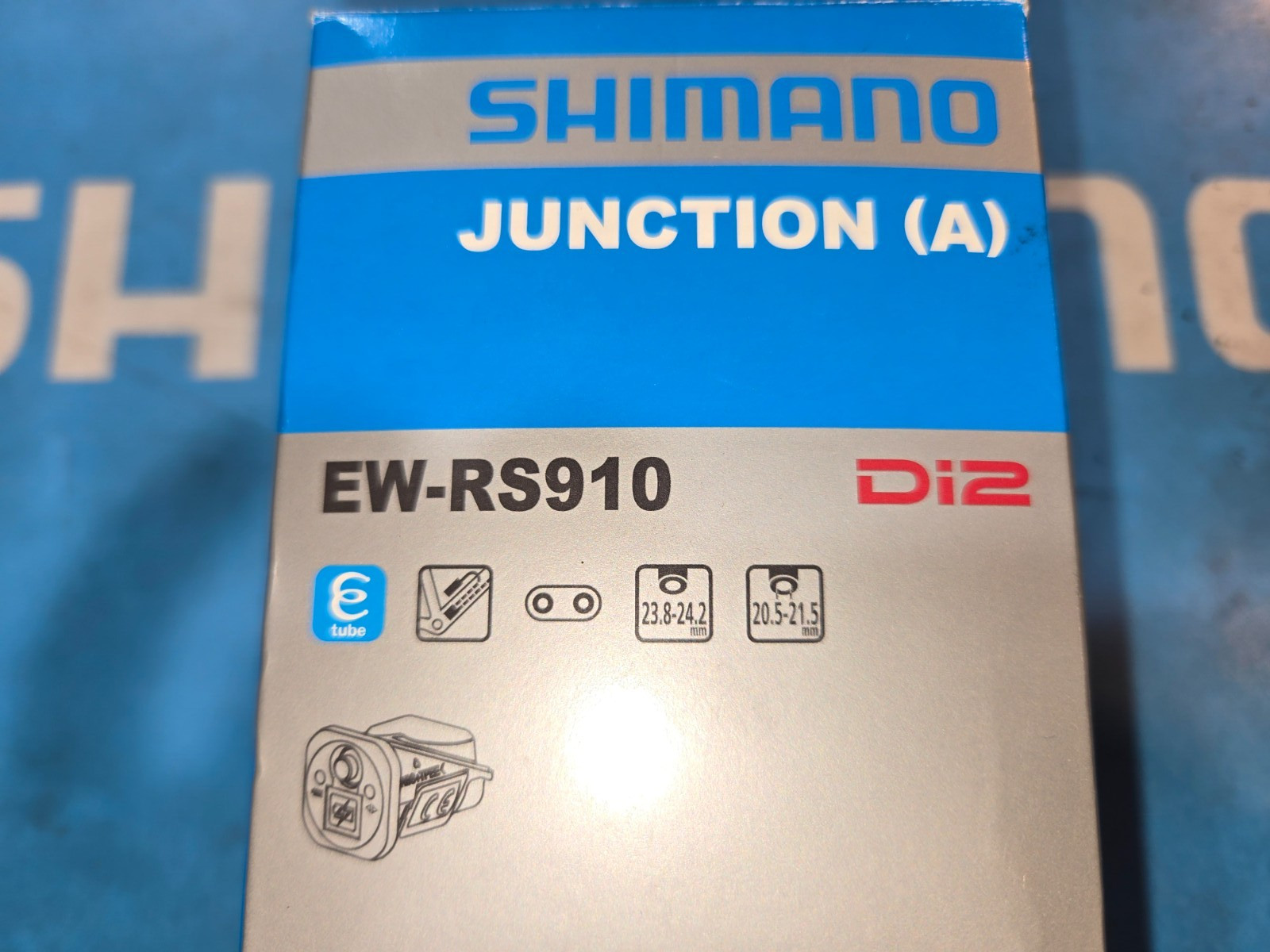 Shimano Di2 EW-RS910 Drop Handlebar Internal Frame 2 Port Junction Box Cycling