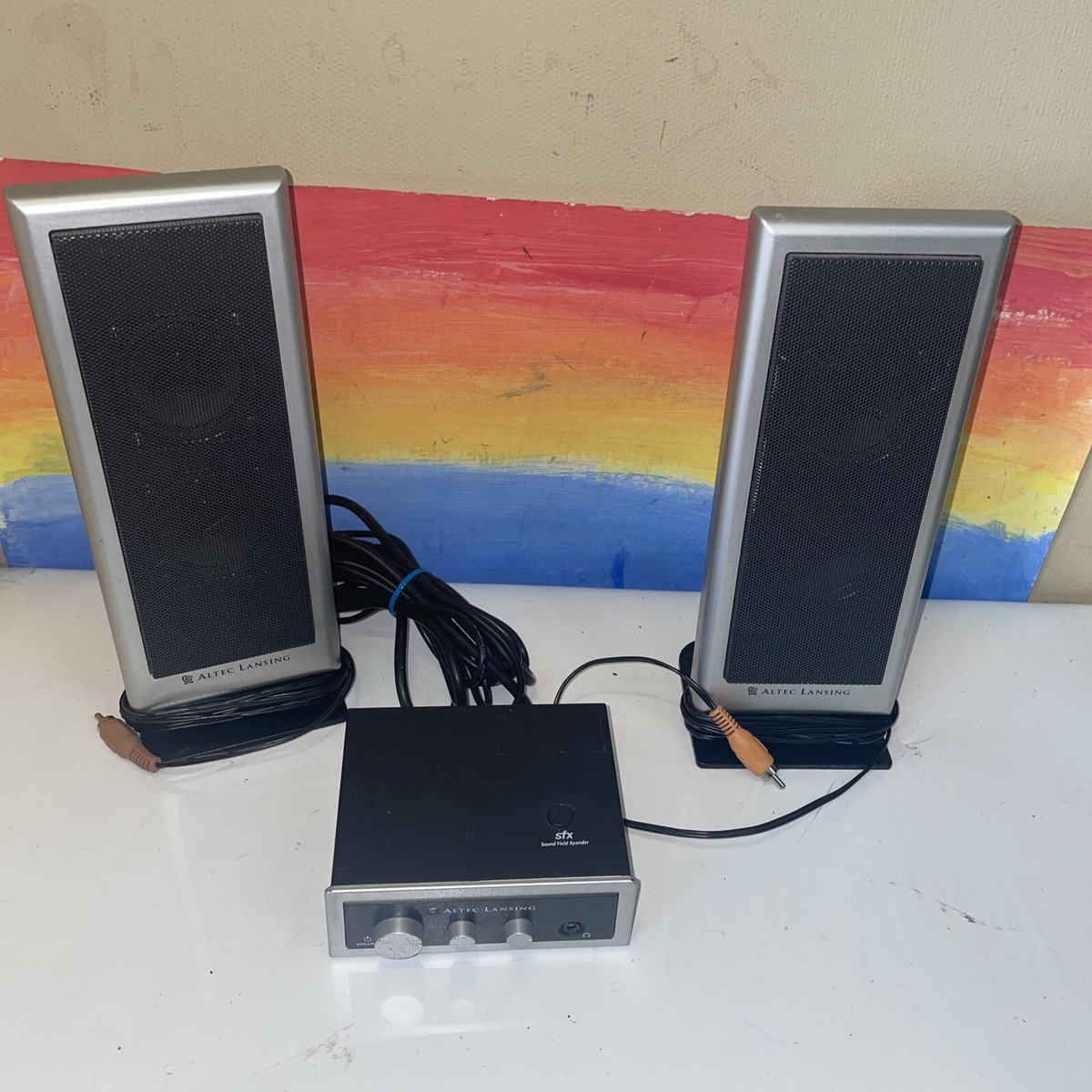 ALTEC LANSING テーブルライト Altec Lansing Powered Audio Subwoofer And Speakers Audio