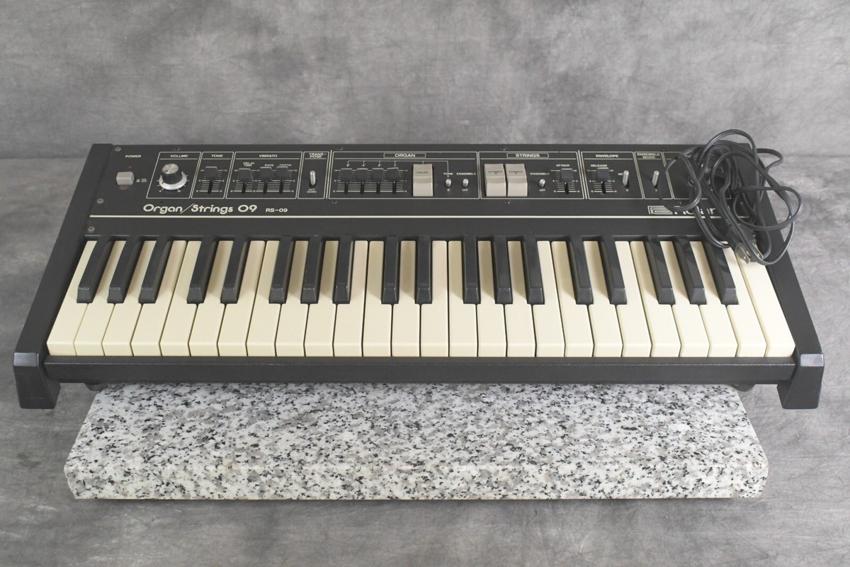 Roland RS-09 Organ / Strings 前期型 Roland Organ/Strings RS-09 Analog synthesizer in Very Good | eBay