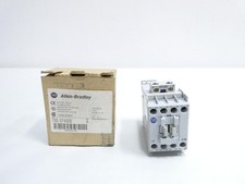 Allen Bradley 700-CF400D Control Relay 120v-ac