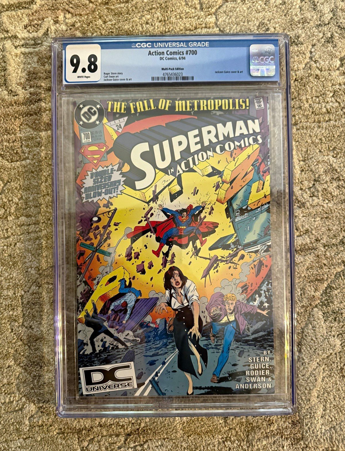 Action Comics #700 CGC 9.8 WP – rare DC universe logo variant multi pack 1994 ￼