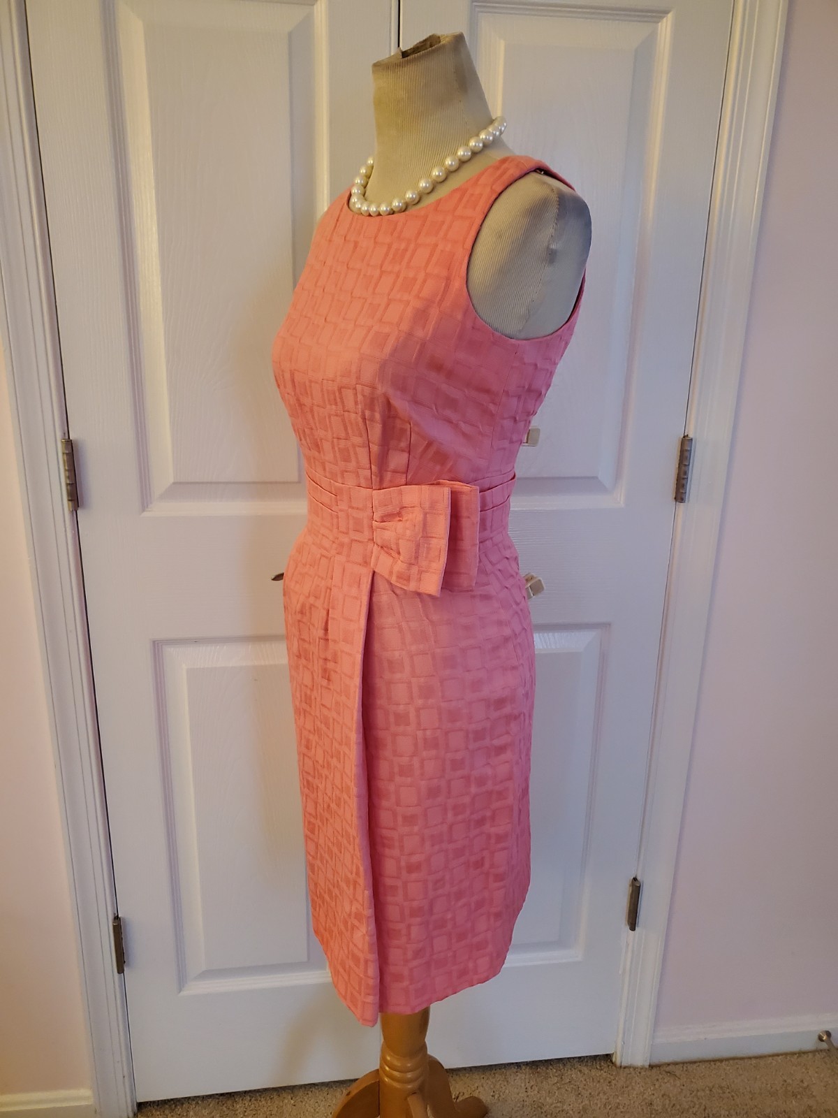 Taylor Women's Pink Sleeveless Bow Dress (Size 6)