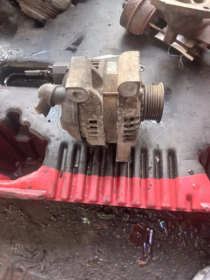 Used Alternator fits: 2013 Chevrolet Equinox 3.6 Grade A Foto 2 de 4