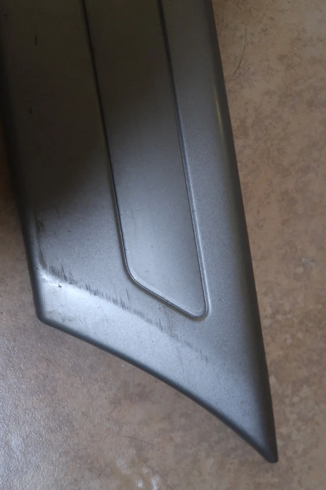 98-04 Toyota Land Cruiser Right Passenger Rear Exterior Body Molding OEM P5 - Image 3 of 4