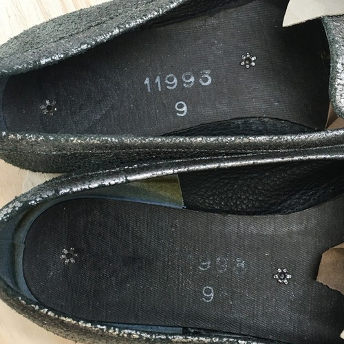 Indigo by Clarks Shoes Womens 9 M Slip On Flats Gray Leather Casual No Insoles - Picture 5 of 11